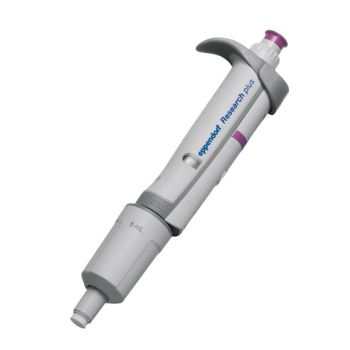 Research plus Einkanalpipette variabel 500 - 5000 µl