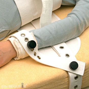 SEGUFIX-Handhalterung Gr. M mit Magnetschloss-System schwarz