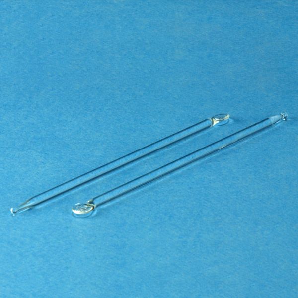 Augensalbenstäbchen mit Knopf und Spatel