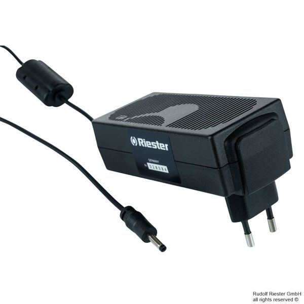 Steckerladegerät für Li-Ionen Akku 3,5 V ri-accu L für Batteriegriff Typ C